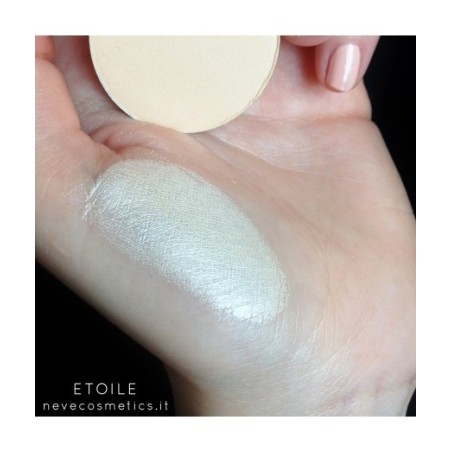 neve cosmetics  Ombretto Burro Satinato - Étoile  Ombretti