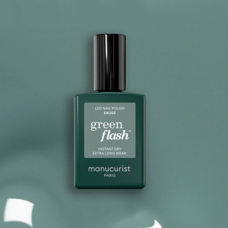 manucurist  Smalto Semipermanente Verde - Sauge  Smalti semipermanenti