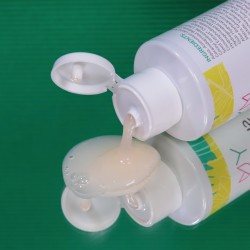 yuniwa cosmetics  Shampoo Delicato per tutti i tipi di capelli  Shampoo Bio