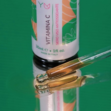 yuniwa cosmetics  Vitamina C - Siero viso Antiossidante  Booster e attivi