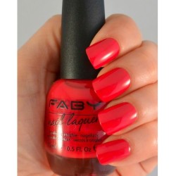 faby nails  Smalto Rosso - Snow White's Snack  Smalti classici