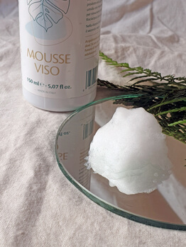 mousse-viso-yuniwa-cosmetics